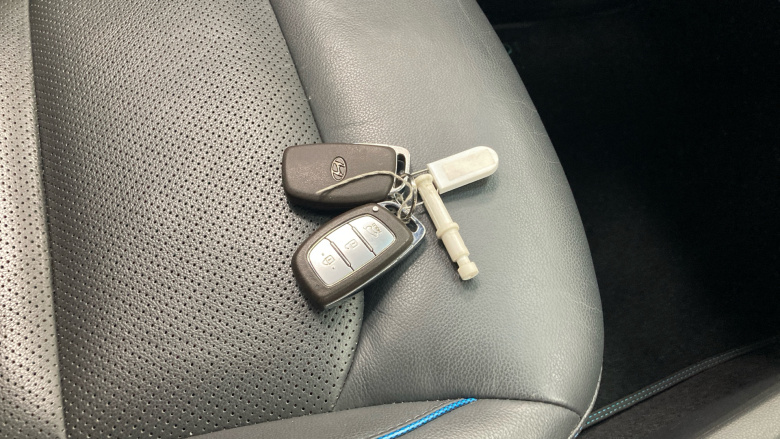 Hyundai IONIQ 1.6 GDi Hybrid Premium SE 5dr DCT Hybrid Hatchback